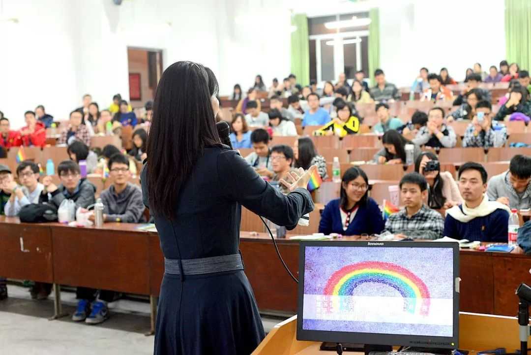 22 22